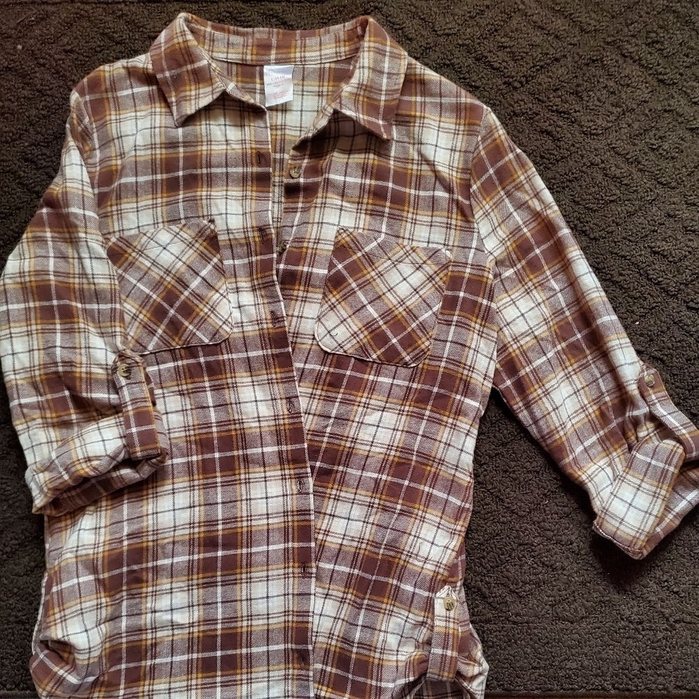 No Boundaries soft flannel in brown and tan, new, never worn, no tags